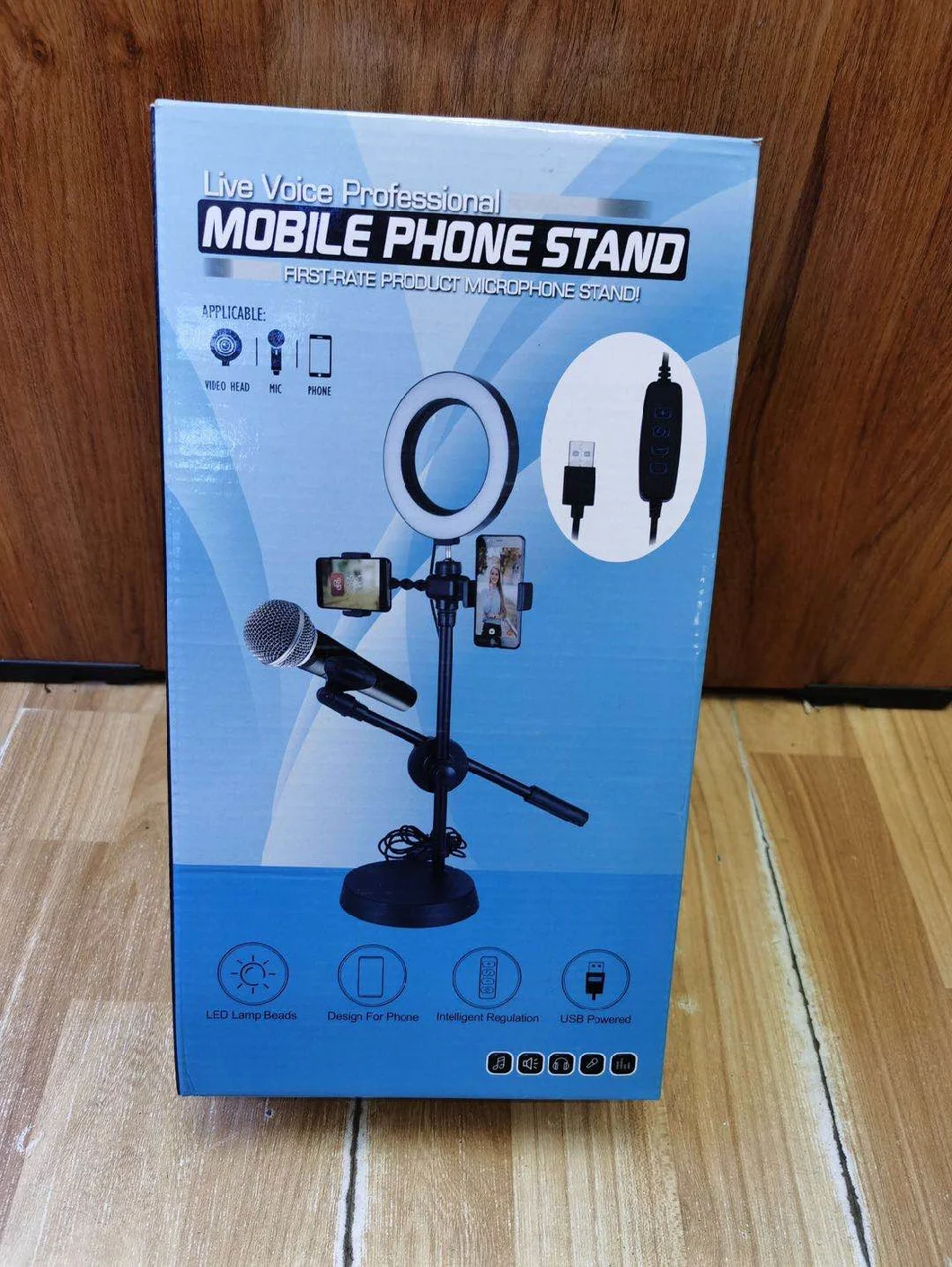 Mobile Phone Stand Live Video Selfie Stick Beauty Camera Lighting Camera Monopod with Lighting Phone Holder and microphone