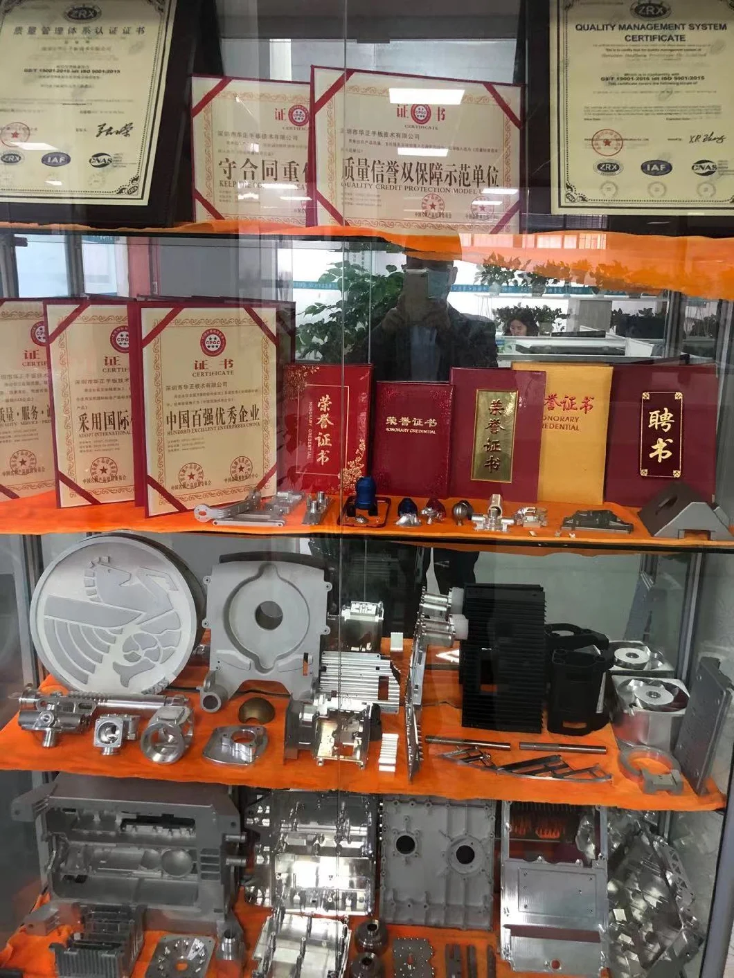 China Factory Aluminum Parts CNC Turning Machining Fabrication Professional CNC Machining of Precision Copper Parts