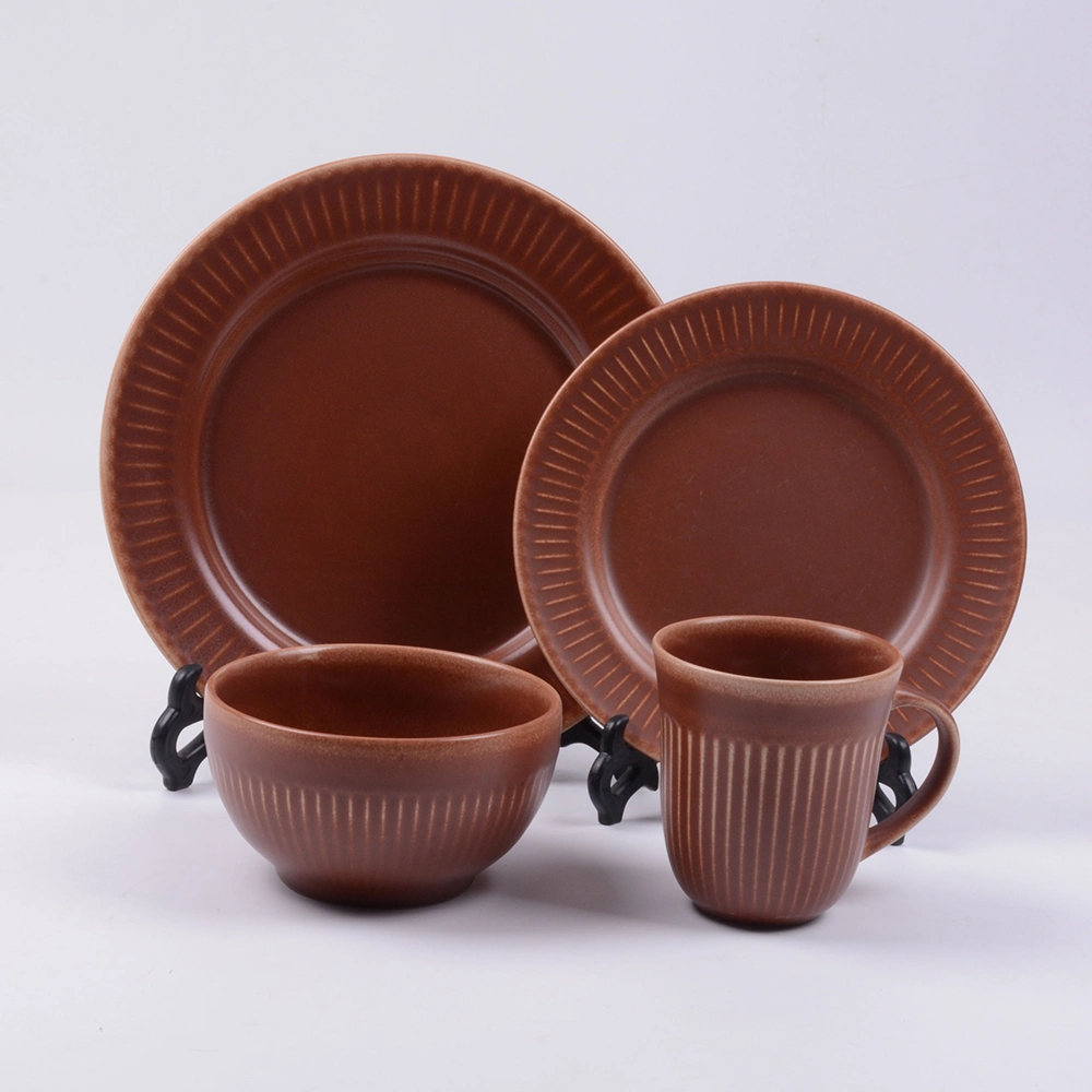 Classical Ceramic Tableware, Embossed Wine Red Ceramic Dinner Plate