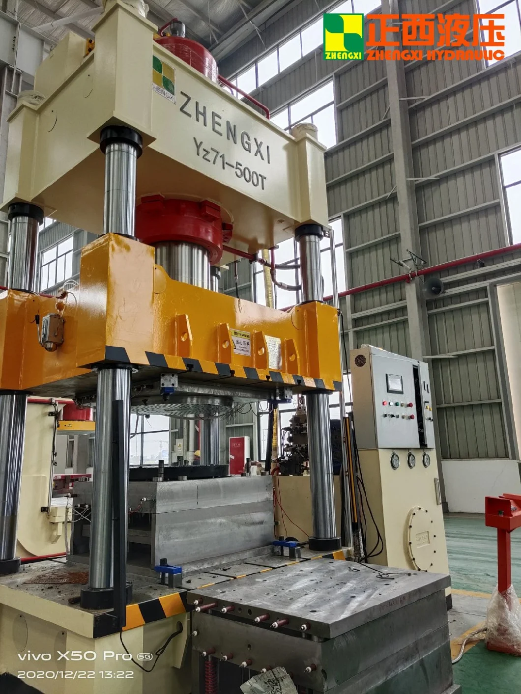 4 Column Hydraulic Press Machine for Metal 150 Ton