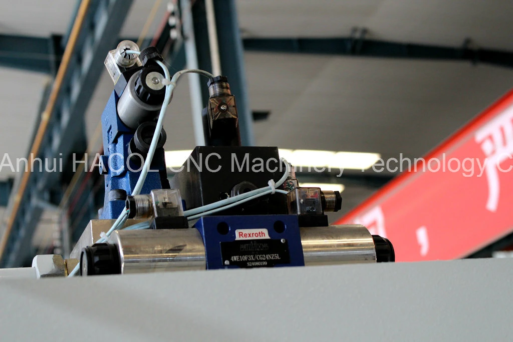 125ton/160ton/200t Hydraulic Plate Folding Machine/CNC Sheet Metal Folding Machine