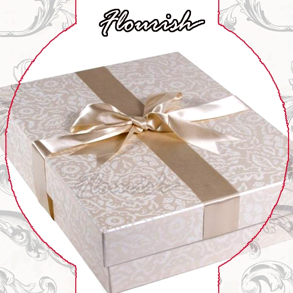 Elegant Nice Looking Cardboard Paper Gift Food Cosmetic Clothes Packaging Gift Box with Ribbon