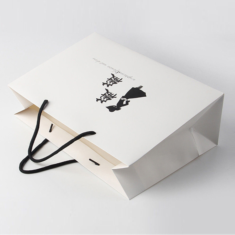 White Elegant Design Art Paper Bag with Handle for Gift