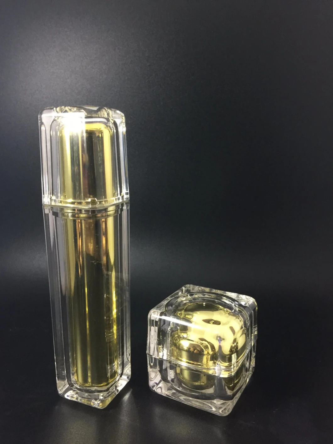 Acrylic Crystal Lotion Bottles and Cream Jars for Cosmetic Packaging