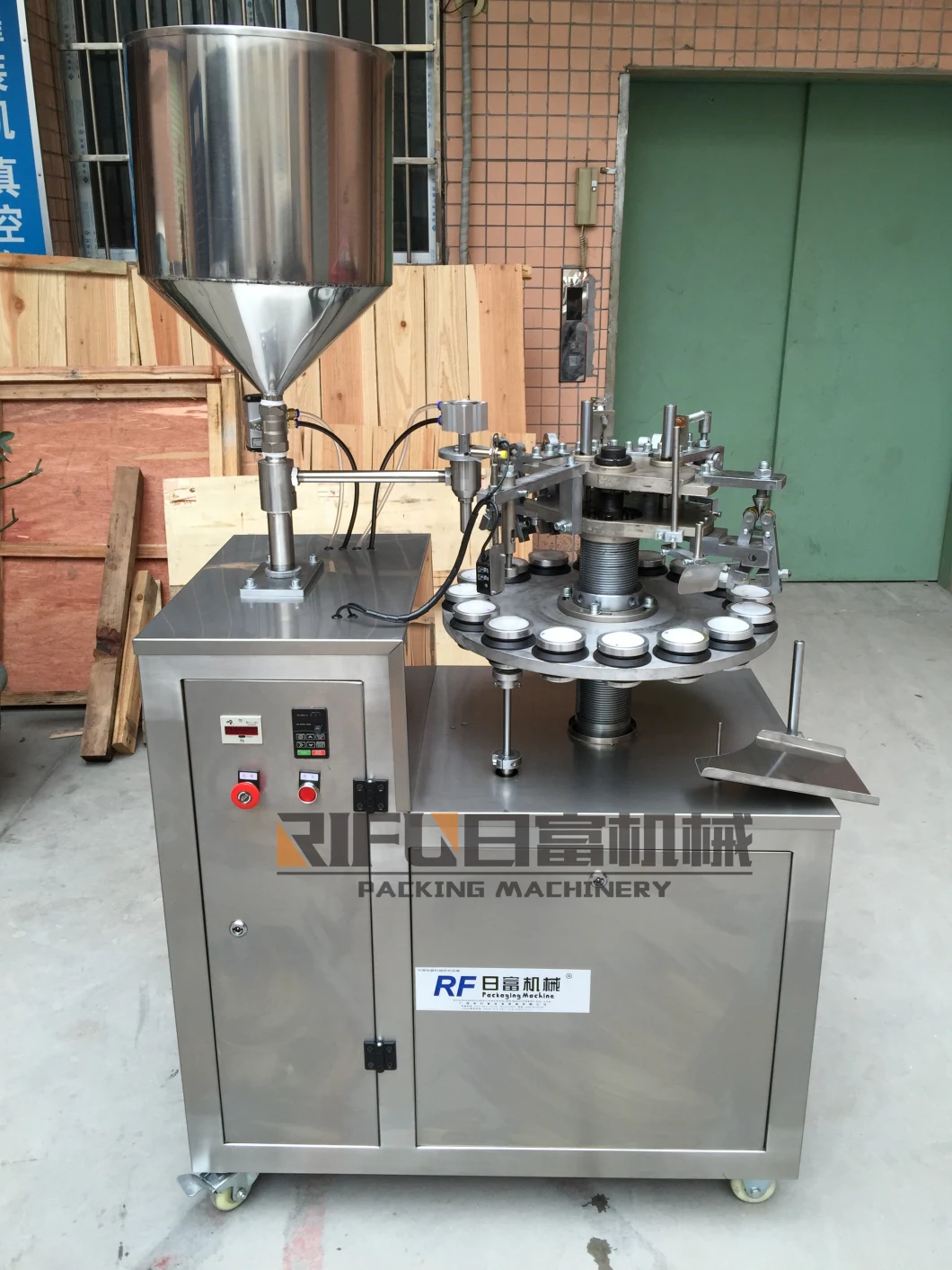 High-Accuracy Lotion Cream Tube Filling and Sealing Machine with CE GMP Tube Filler and Sealer