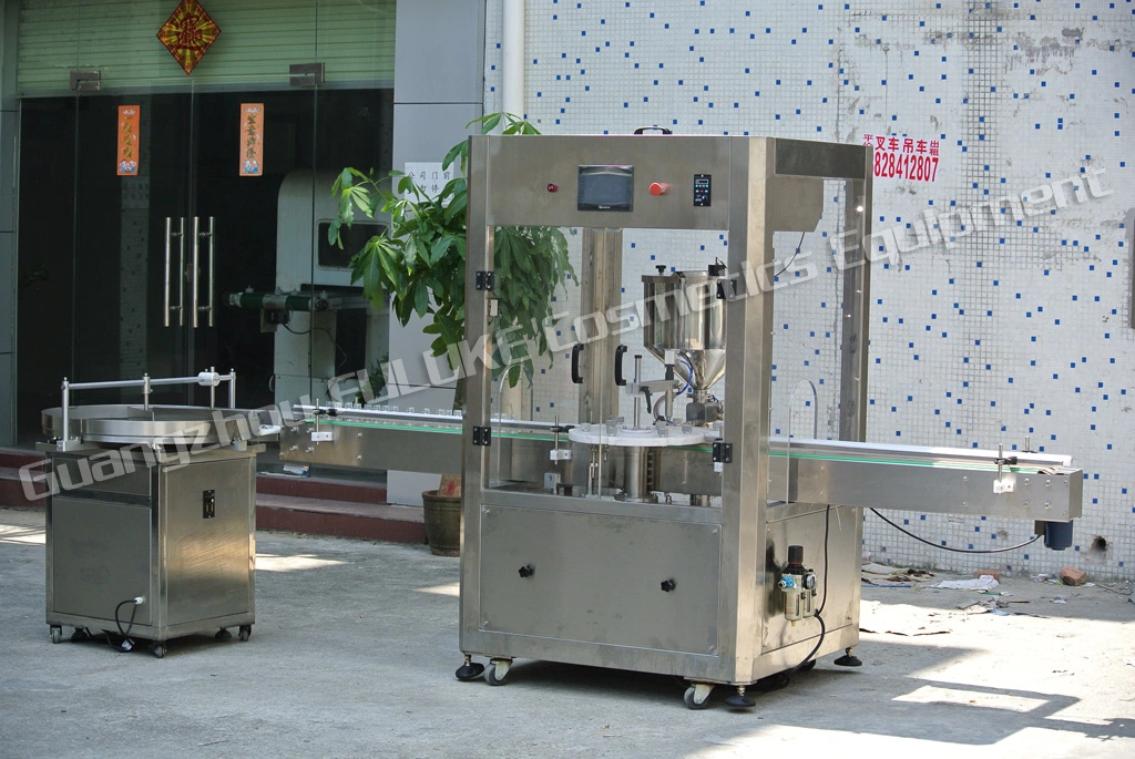 Manual Volumetric Liquid Soda Water Filling Machine Water Bottle Filling Plant Cost