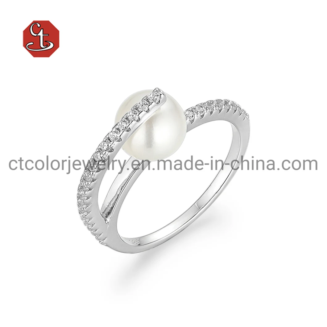 Exquisite Korean Version Jewelry White Shell Pearl Ring with CZ