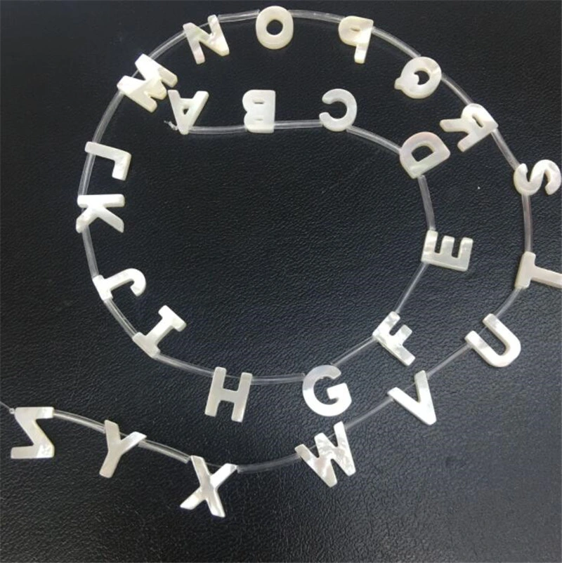 Wholesale Natural Pearl Shell Letter DIY Jewelry Accessories 26 Alphabet Letter Pendant Charm