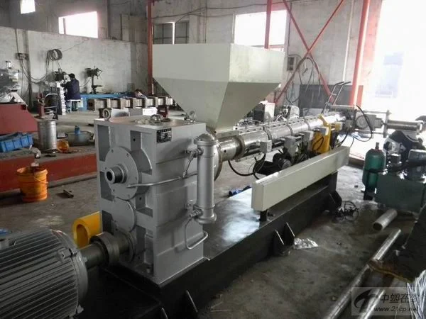 Twin Screw Extruder for PP/PE Filler/Color Masterbatch Making Machine/Machines