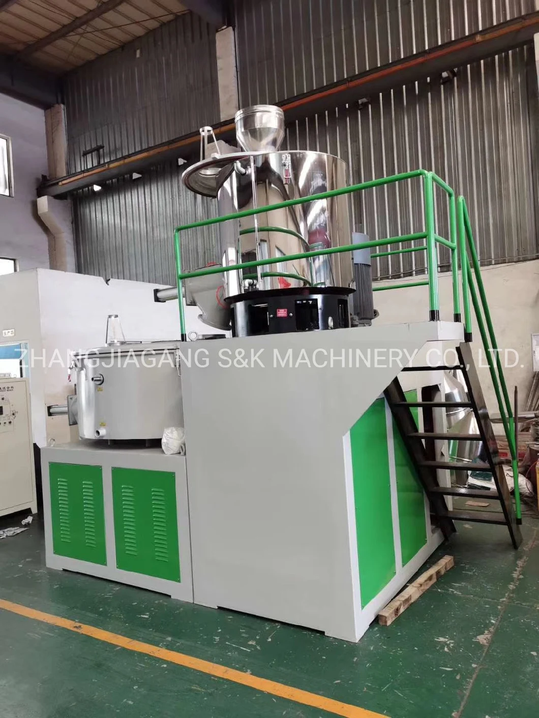 Plastic Mixer Machine for Plastic Extrusion Production Line Powder Pellet Granule Mixing
