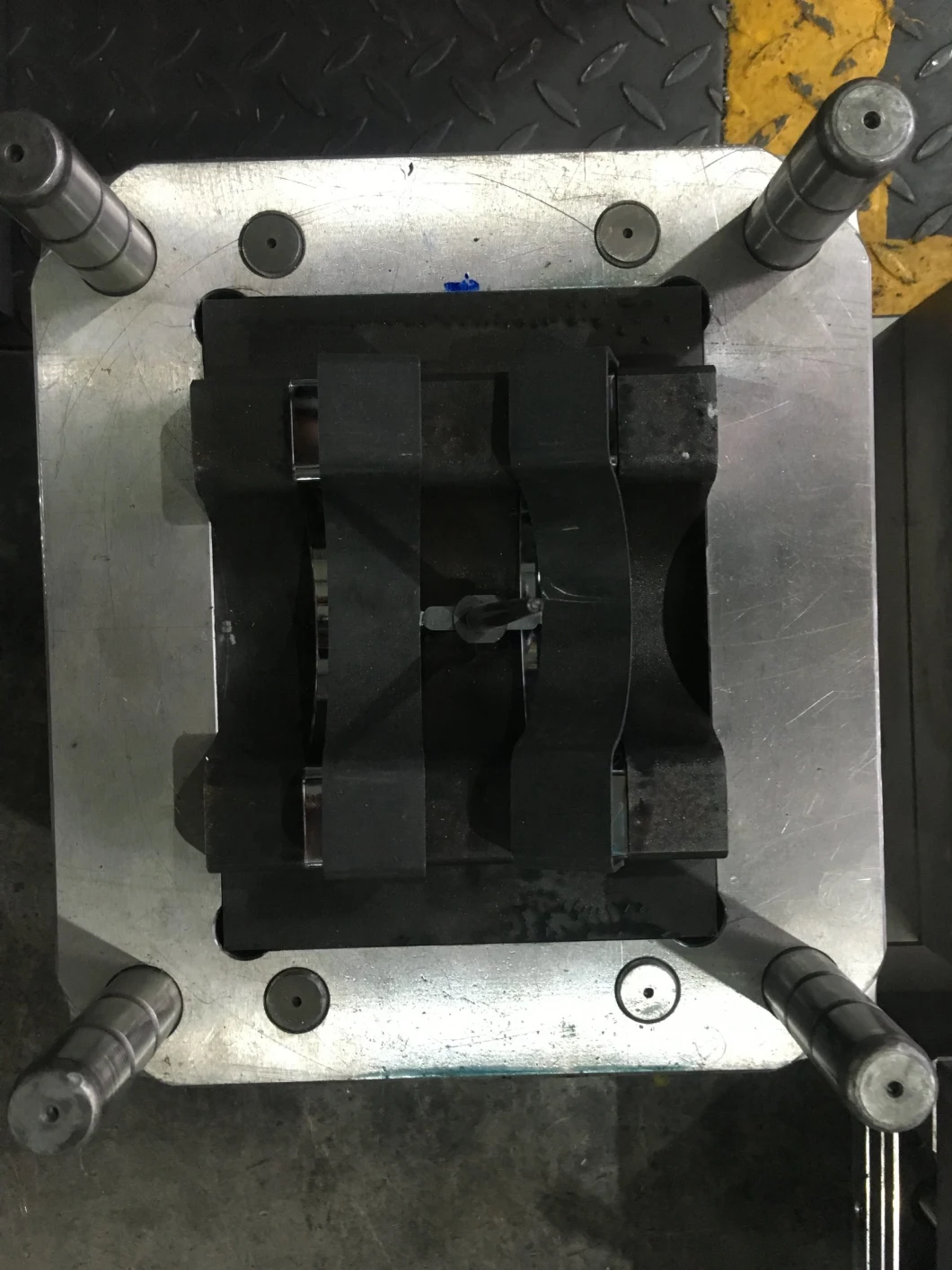 Injection Mould for Pb Pipe Fitting