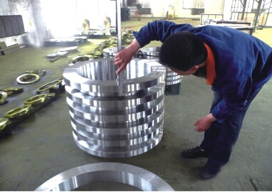 ASME B16.9 CS Reducing Tee Pipe Fittings Steel Tee (KT0085)