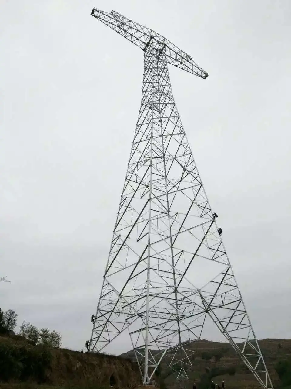 Pole Power Transmission Line Angle Tower 800kv Uhv Multi-Terminal DC Electrical Equipements