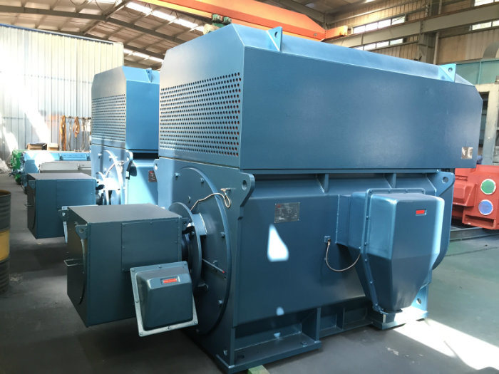 AC Electric Motor and Three Phases Asynchronous AC Motor
