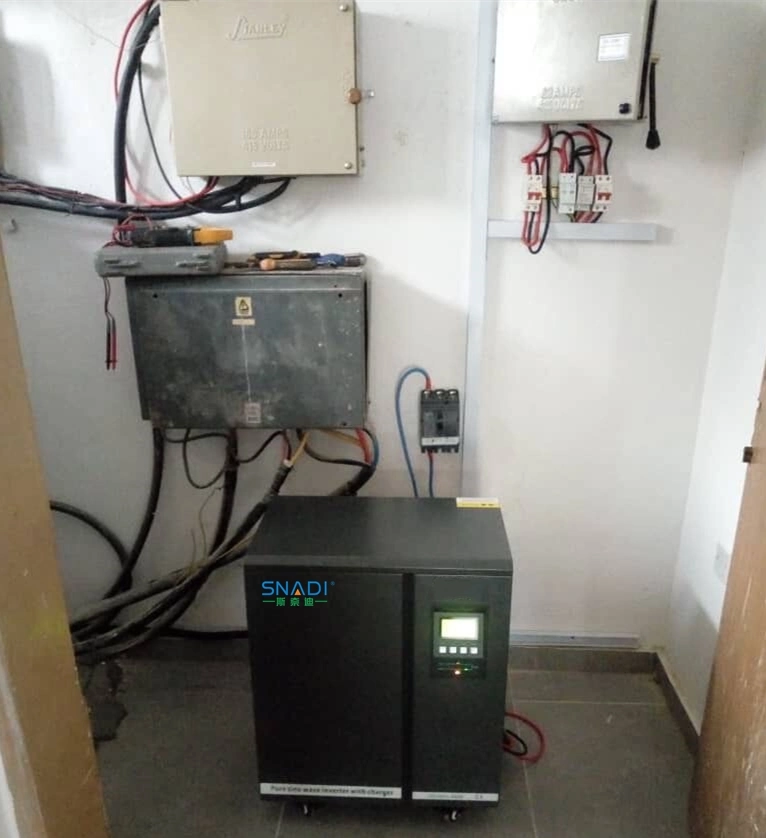 Snadi 6kw /8kw/10kw/20kw IGBT Solar Inverter UPS with AC Charger