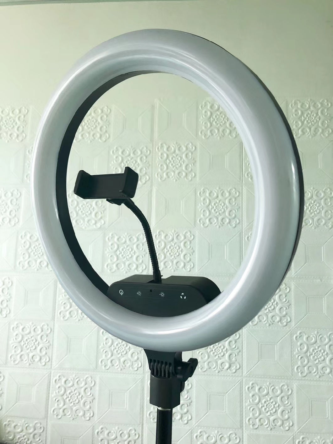 USB Charge LED Selfie Ring Light with Stand for Vlogging Video Shooting