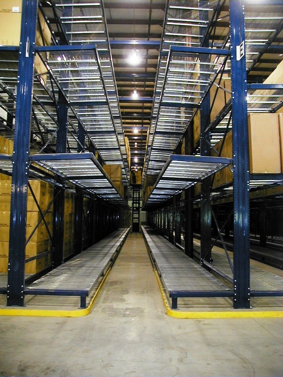 Customized Steel Manufacture Warehouse Metal Heavy Duty Shelves Cantilever Racking for Rebar Storage