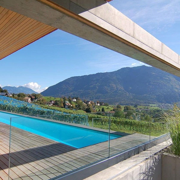 Customized Aluminum Glass Railing Systems with U Channel Frameless Glass Railing