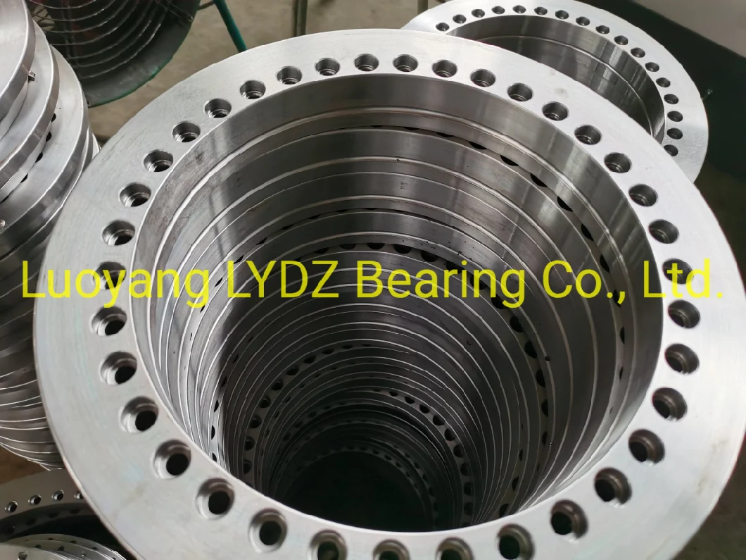 Yrtm180 Type Cross Roller Bearing Equipped with Thrust Cylindrical Roller
