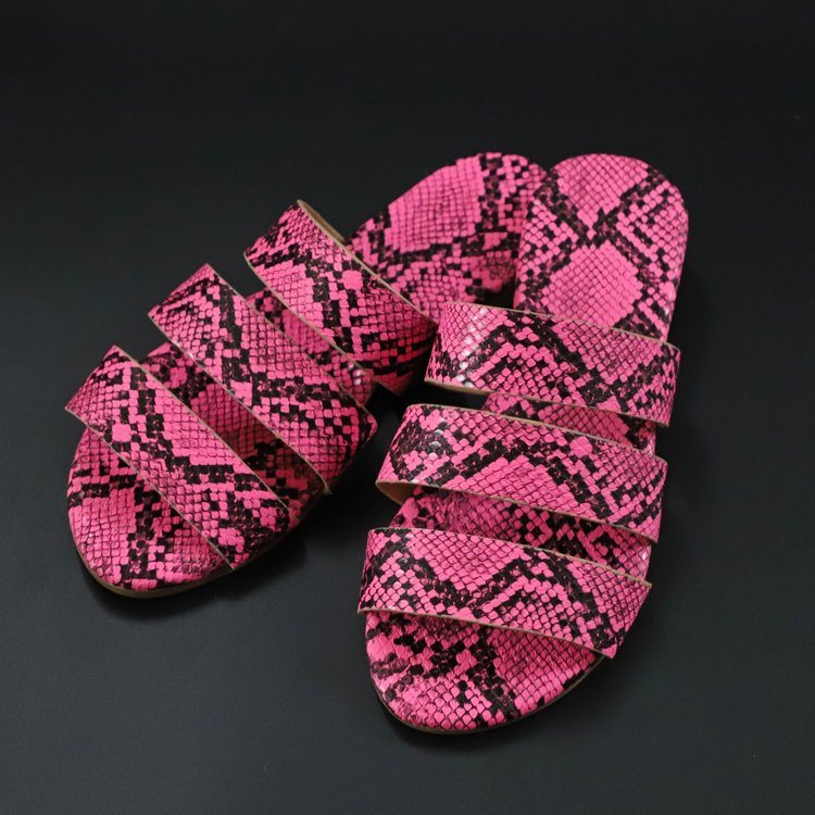 Snake Print Women Fashion Slippers, Laides Rubber Slippers, Wholesale Price Sandals for Girls