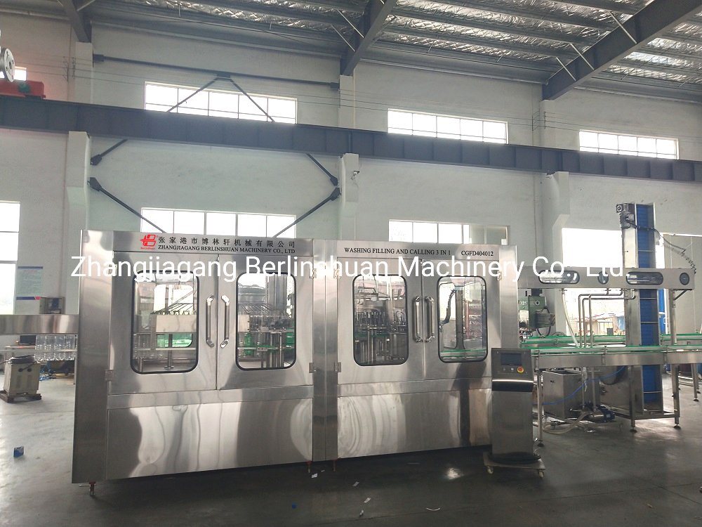 15000bph Soft Beverage Soda Water Soft Juice Soft Water Carbonated Beverage Carbonated Drink Full Automatic Bottling Filling Machine (CGFD404012)