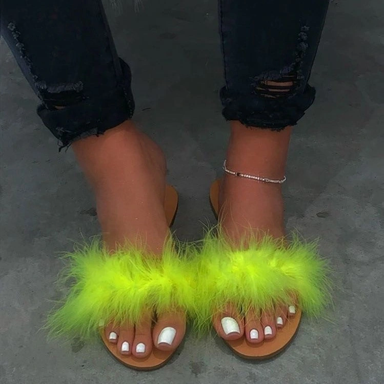 Comfortable Flat Outdoor Sandals Wholesale Fur Slippers for Women High Quality Fur Slides Slippers