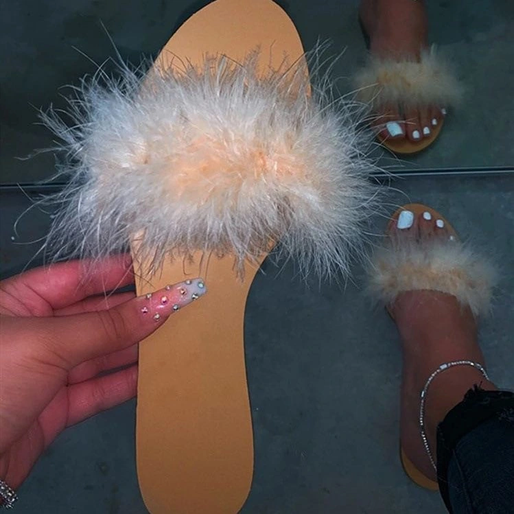 Comfortable Flat Outdoor Sandals Wholesale Fur Slippers for Women High Quality Fur Slides Slippers