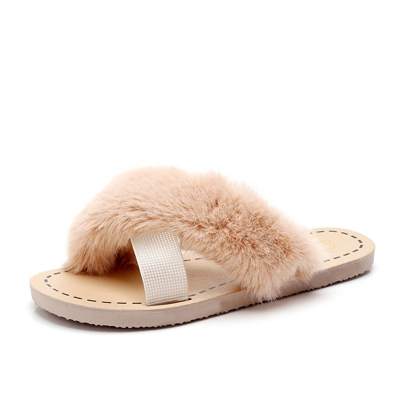 2021 Ladies Fashion Fuzzy Fluffy Fur Cross Upper Outdoor/Indoor Slipper Sandals