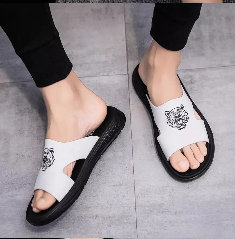 Custom Made Men Slippers Brand Name Blank Slides Sandal, Custom Summer Beach PVC Sliders Slippers for Men