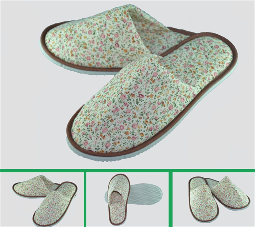 Indoor Women Slippers 5 Star Hotel Lady Slippers Cotton Fabric with Painted Design