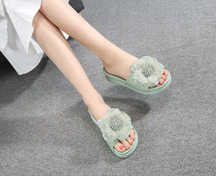 Sweet Style Outside Wearing Slippers Lady Fashion Platform Beach Sandals Flower Slippers