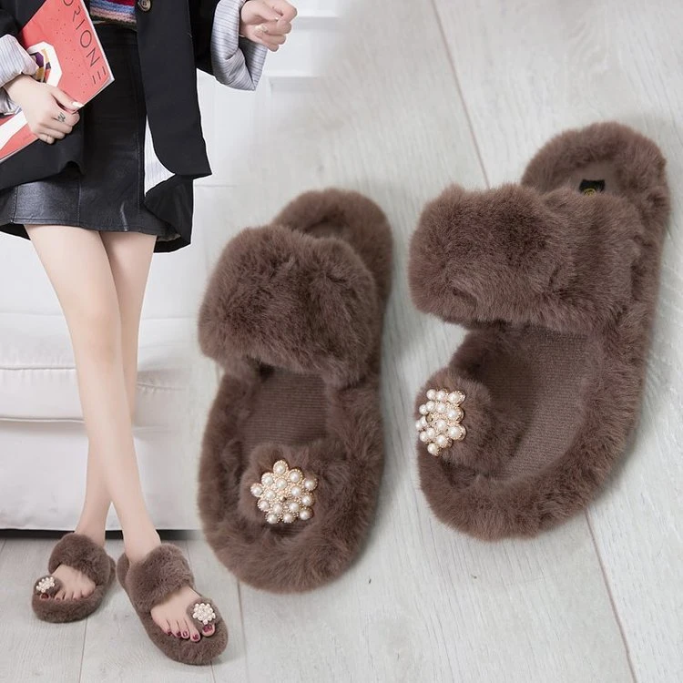 Wholesale Fur Slippers for Lady Pearl Decoration Furry Slide Sandals Warm Autumn Outdoor Slippers