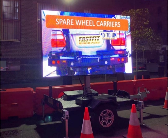 P5 High Definition Full Color Outdoor Advertising LED Screen Truck