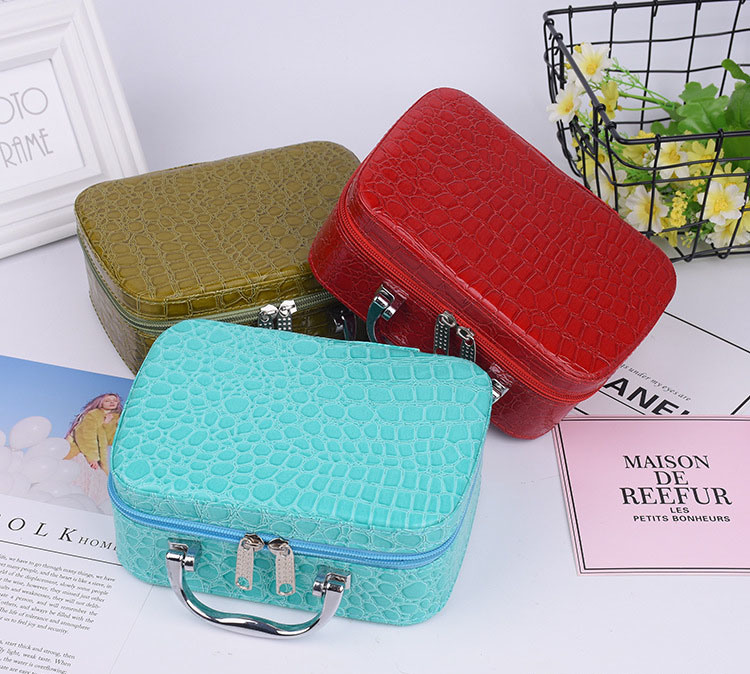 Factory Direct Portable Makeup Leather Cosmetic Bags with Zipper and Large Capacity Cosmetic Case Beauty Case Travel Bag