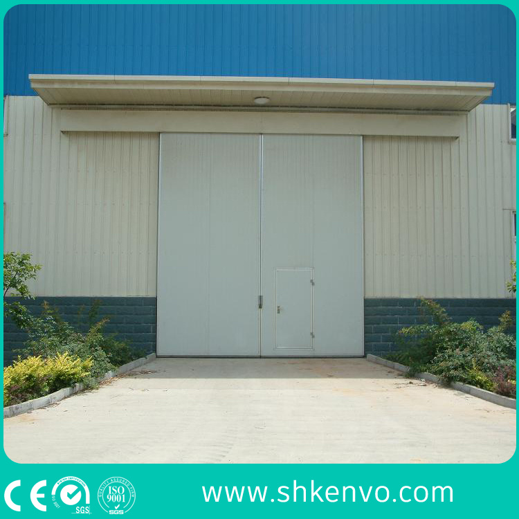 Industrial Manual or Electric Automatic Thermal Insulated Sliding Door with Small Wicket Door