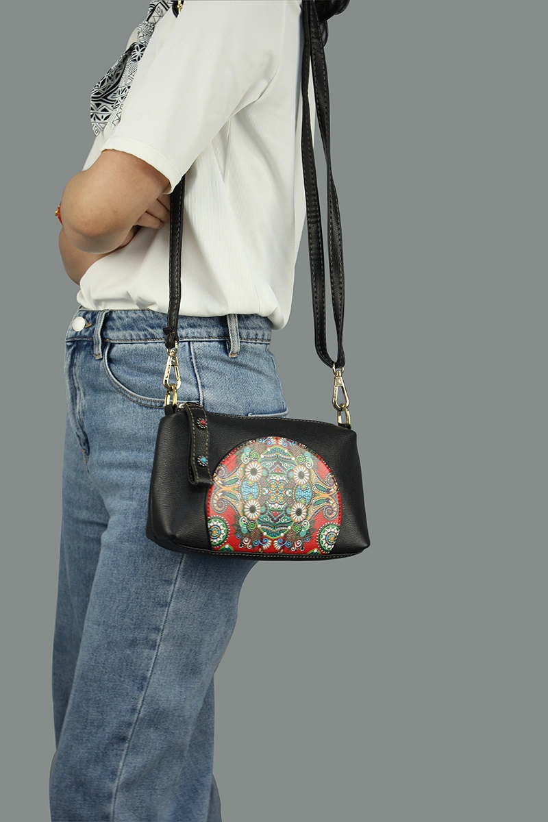 Customized Wholesale Chinese National Pattern Logo Messenger Bag Handbag Card Bag Multi Use Spot