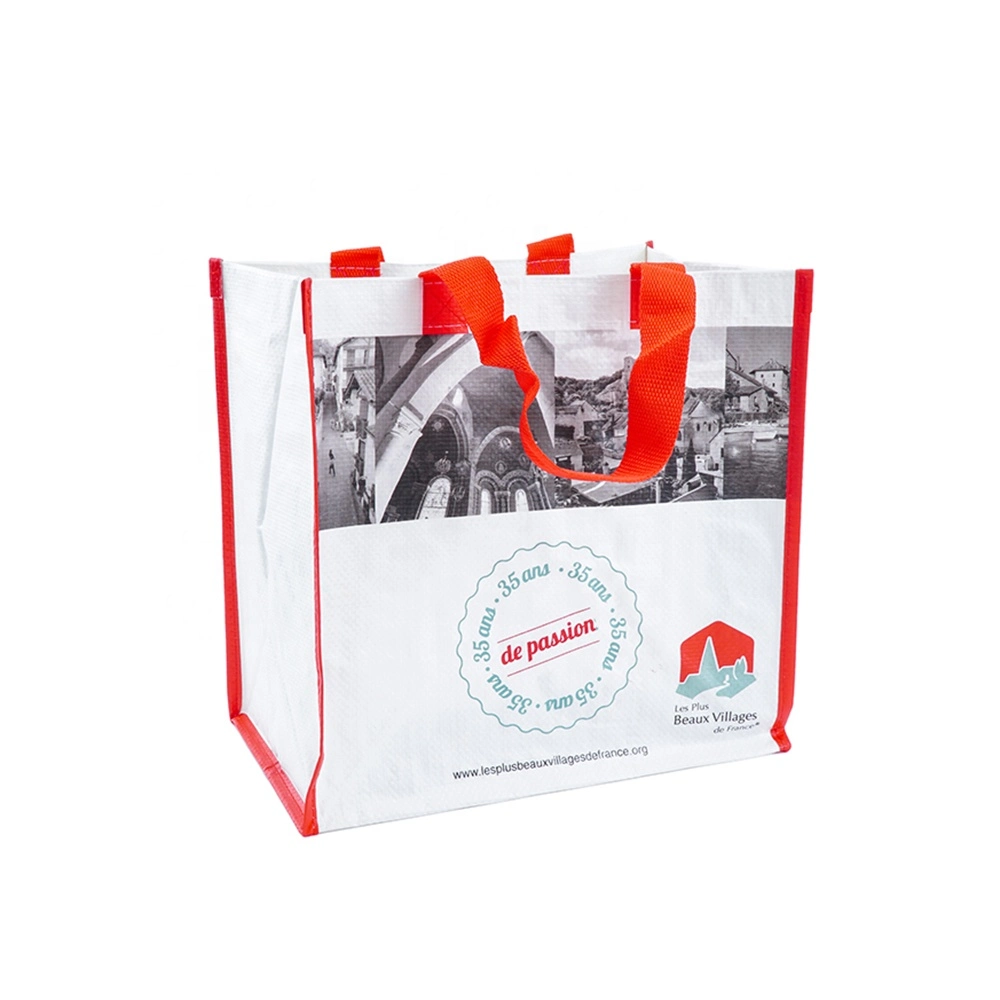 Big Recyclable Button Laminated Promotional PP Woven Shopping Bag