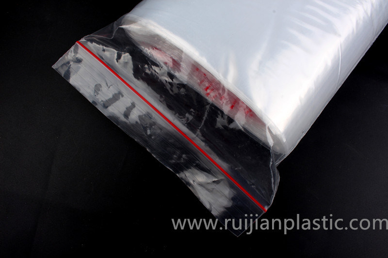 LDPE Zip Lock Packaging Pouch / Zipper Lock Bag / Zip Lock Bag with a Colored Line on The Zipper