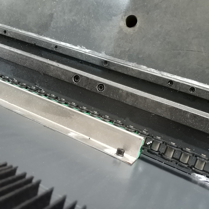 Steel Sheet Flat Metal Plate CNC Fiber Laser Cutting Machine
