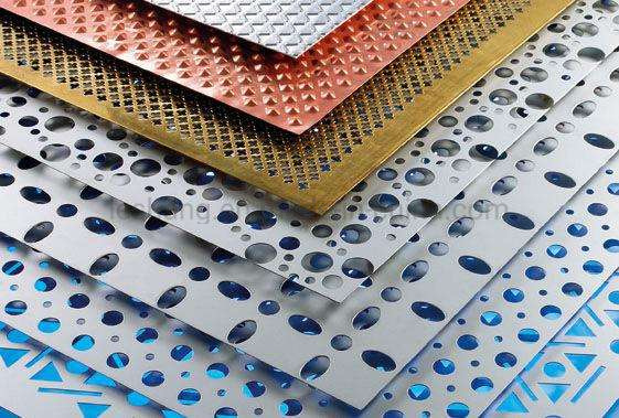 Galvanized Perforated Metal in Round Sheet/Square Sheet