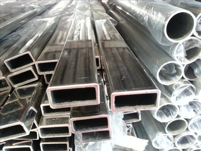 China Supplier Stainless Steel Square Pipe 304 201 202 Hollow Steel Tube