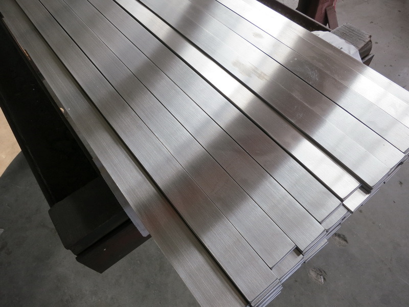 Brushed Finish Stainless Steel Flat Bar AISI 304