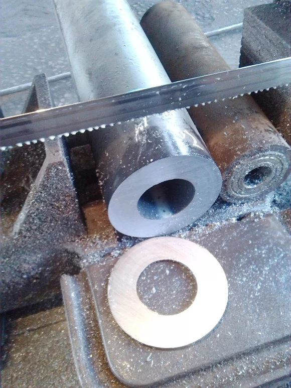 Lardge Diameter Thick Wall Steel Pipe for Machinery 152*35 20#