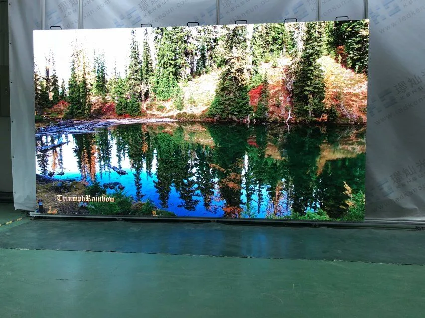 Shenzhen LED Video Wall Advertising Indoor P2.5 LED Display Screen