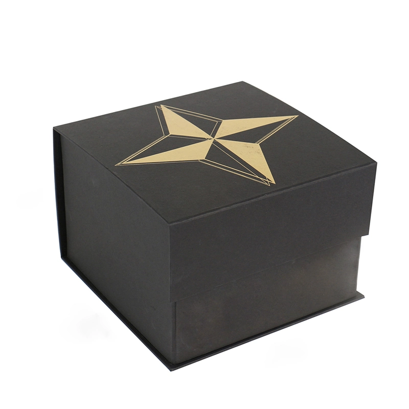 Black Foldable Gift Paper Packaging Box Magnet Closure Golden Logo