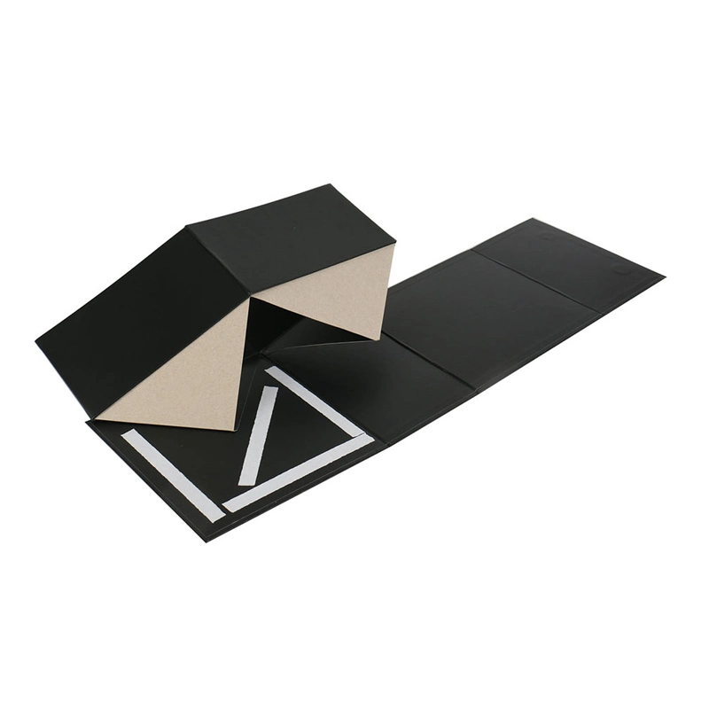 Black Foldable Gift Paper Packaging Box Magnet Closure Golden Logo
