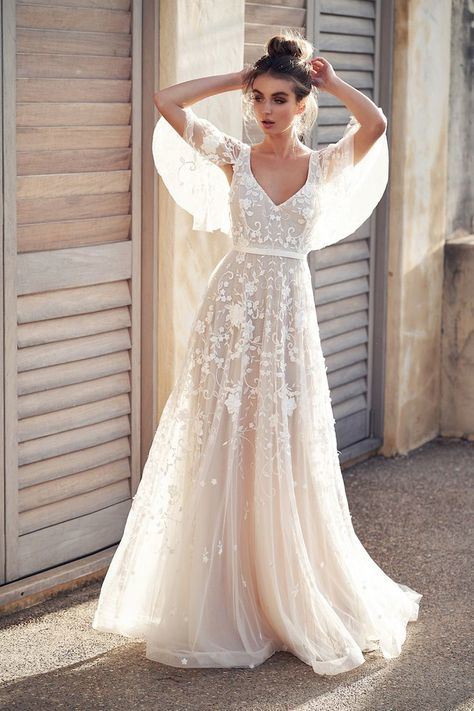 Boho Bridal Gown Lace A-Line Simple Beach Wedding Dress W201331