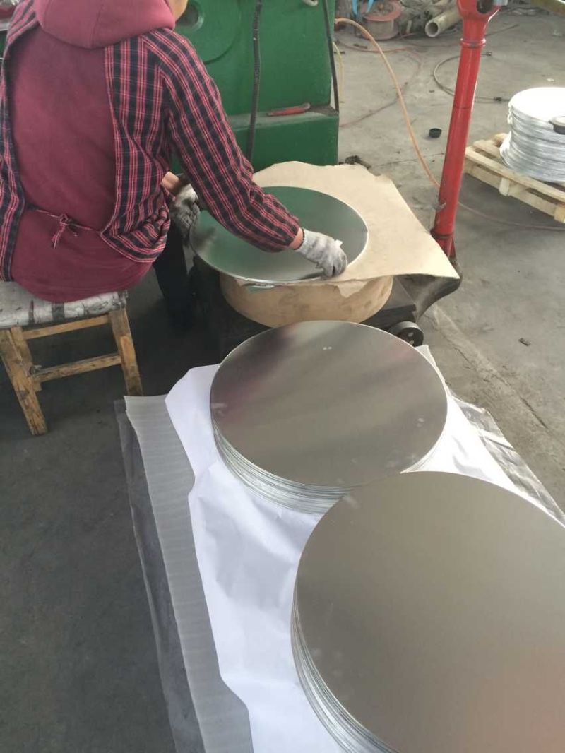 Factory Price Alu Circle Deep Drawing Aluminum Circle Cookware/Utensile/Lighting Usage with Good Flatness 1050/1060/1070/1100/3003/3005