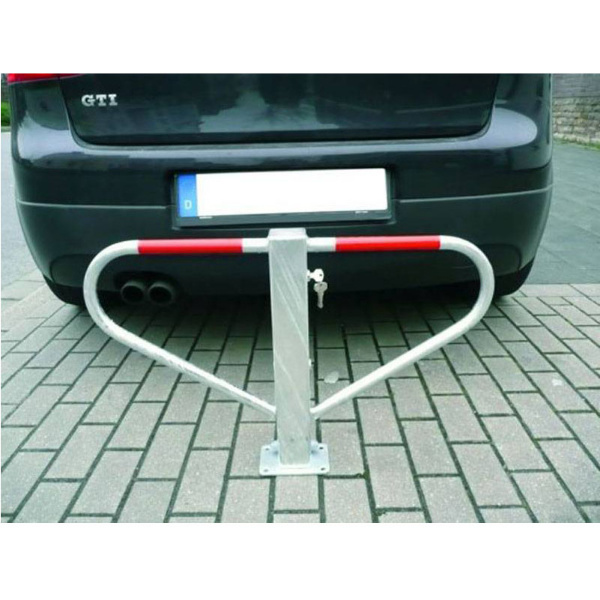 Remountable Barrier with Round Tube Irons and Round Cylinders
