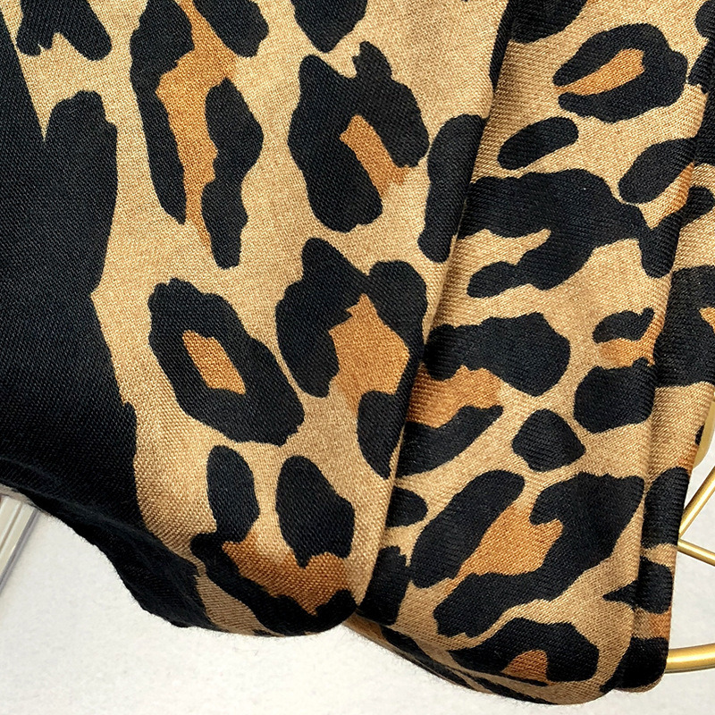 Fashion Leopard Pattern Scarf for Women Unique Ladies Scarves Shawl and Wraps Oversized